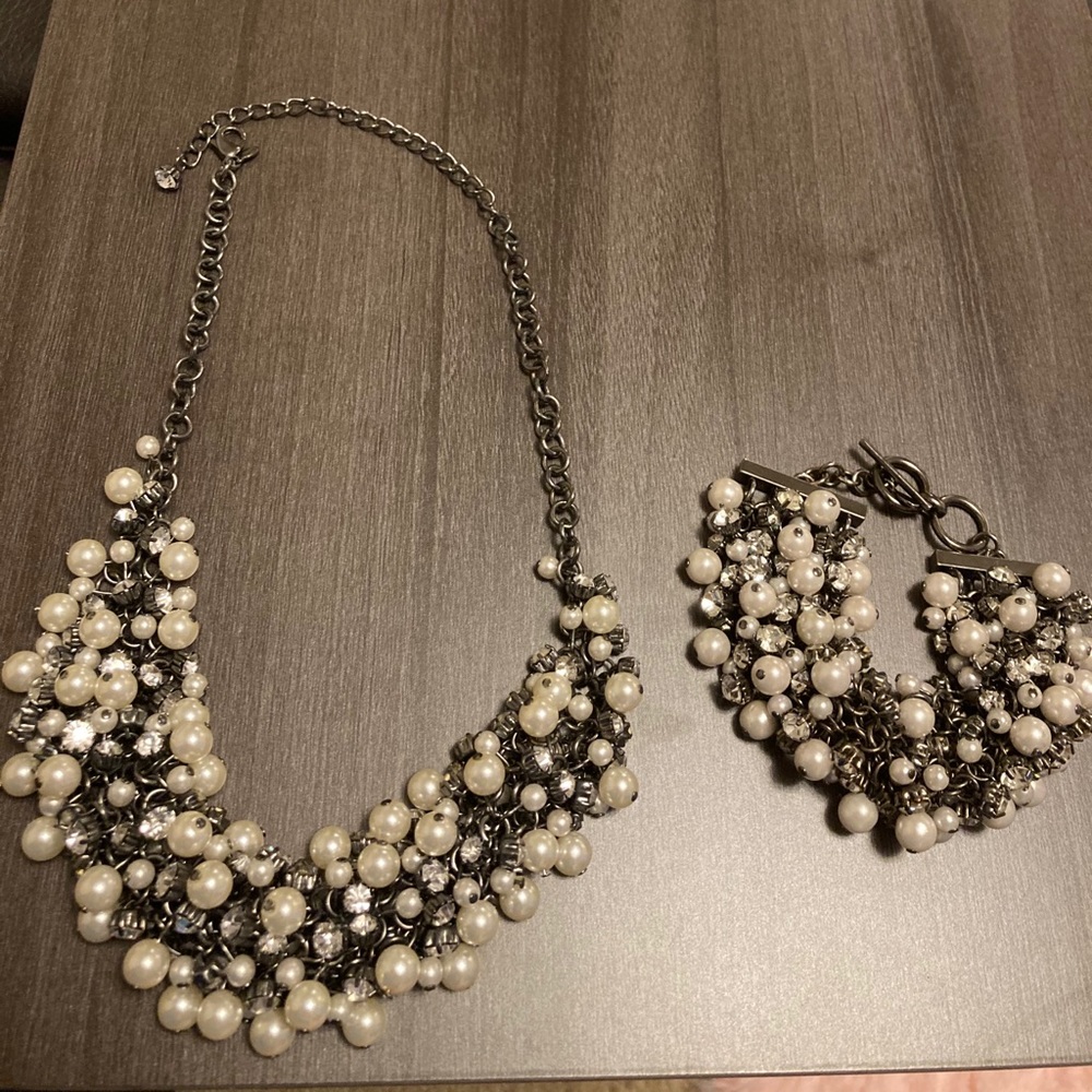 Premier Jewelry Necklace and Bracelet Set
